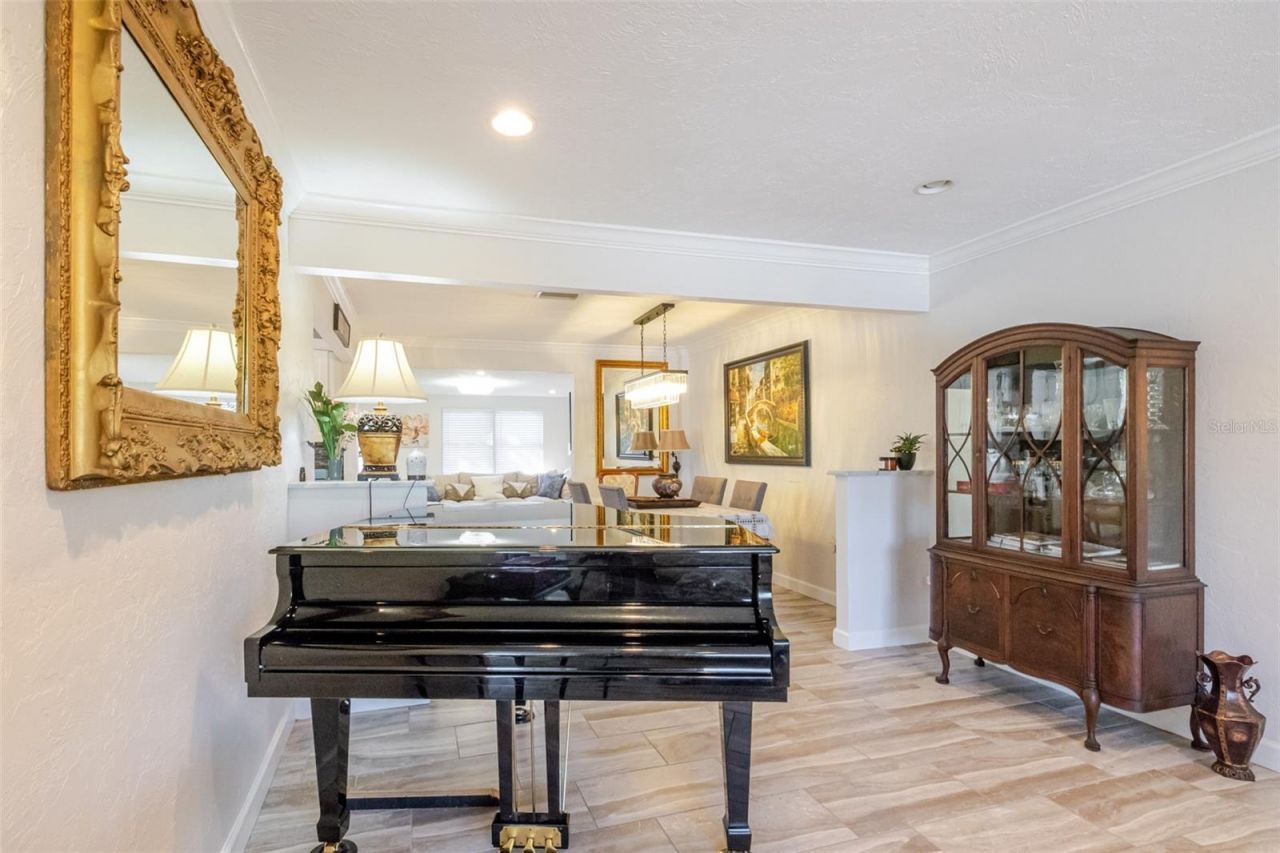 4925 Remington Drive, Sarasota, FL 34234 Photo