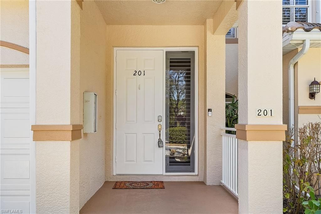 9060 Palmas Grandes Blvd, Unit 201, Bonita Springs, FL 34135 Photo