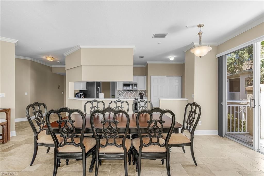 9060 Palmas Grandes Blvd, Unit 201, Bonita Springs, FL 34135 Photo