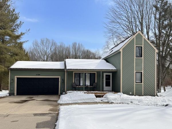 8368 W Q Avenue, Mattawan, MI 49071