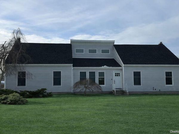 24 Kimberly Court, Baiting Hollow, NY 11933