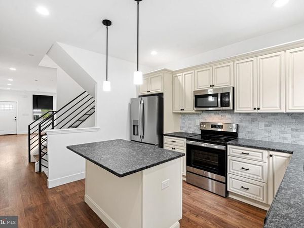 5520 WALTON AVENUE, PHILADELPHIA, PA 19143