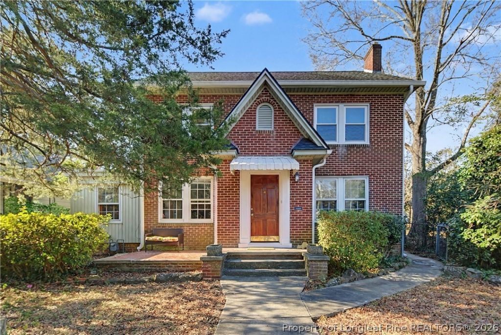 207 Hillcrest Avenue Fayetteville, NC 28305