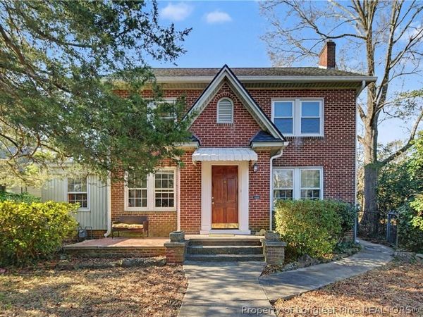 207 Hillcrest Avenue, Fayetteville, NC 28305