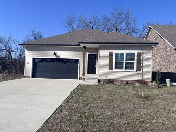 1181 County House Lane , Bowling Green, KY 42104