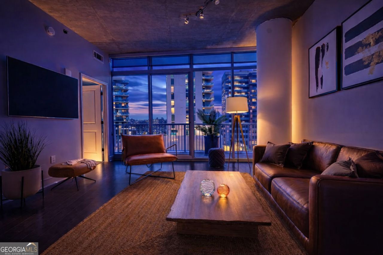 44 Peachtree Place Ne, Unit 1030, Atlanta, GA 30309 Main Photo