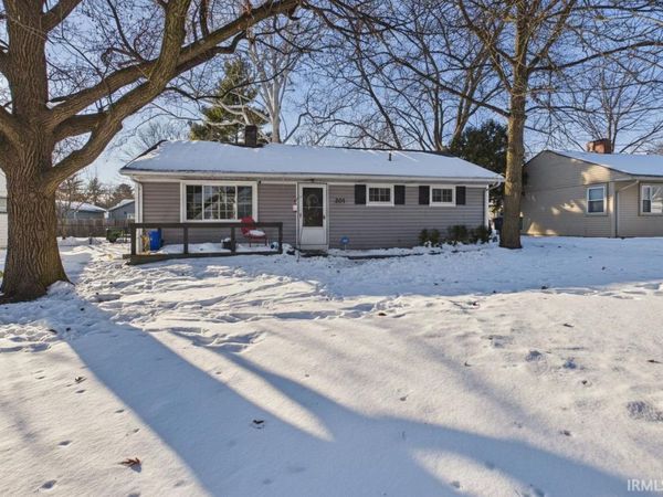 201 N Greenbriar Road, Muncie, IN 47304