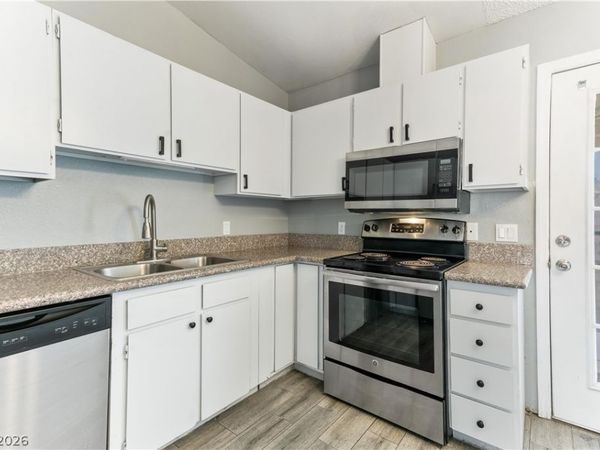 326 Linn Lane, Las Vegas, NV 89110