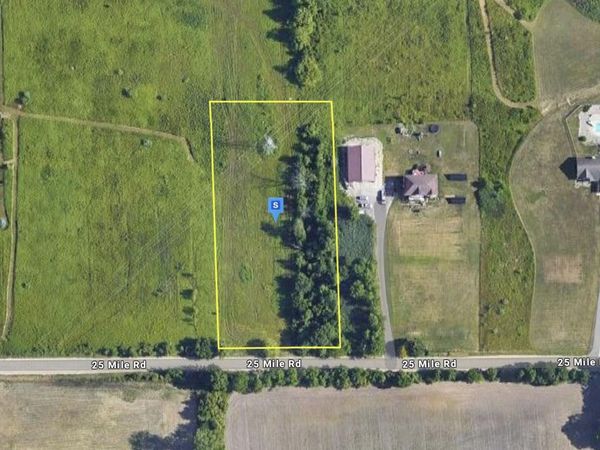 25525 25 Mile Road, Chesterfield, MI 48051
