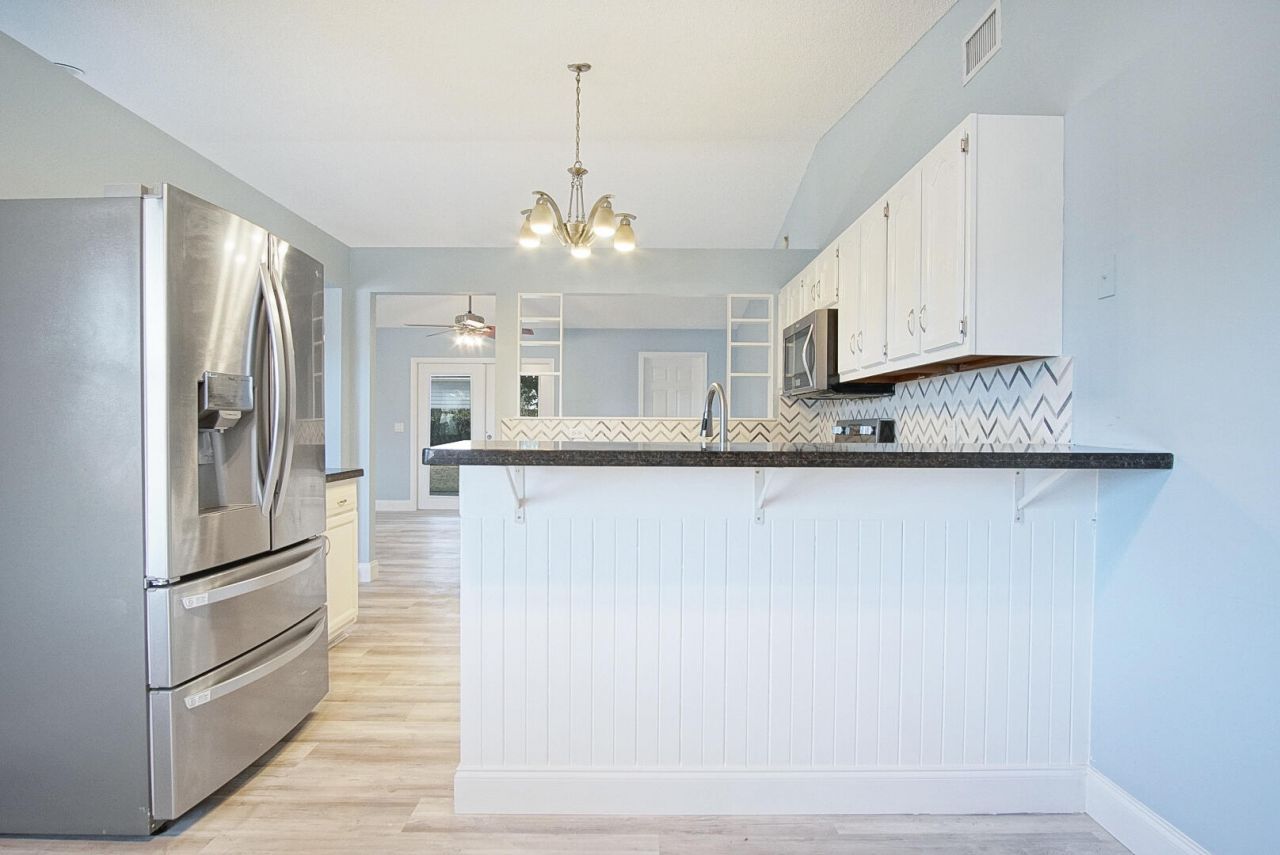 211 SW North Wakefield Circle, Port Saint Lucie, FL 34953 Photo