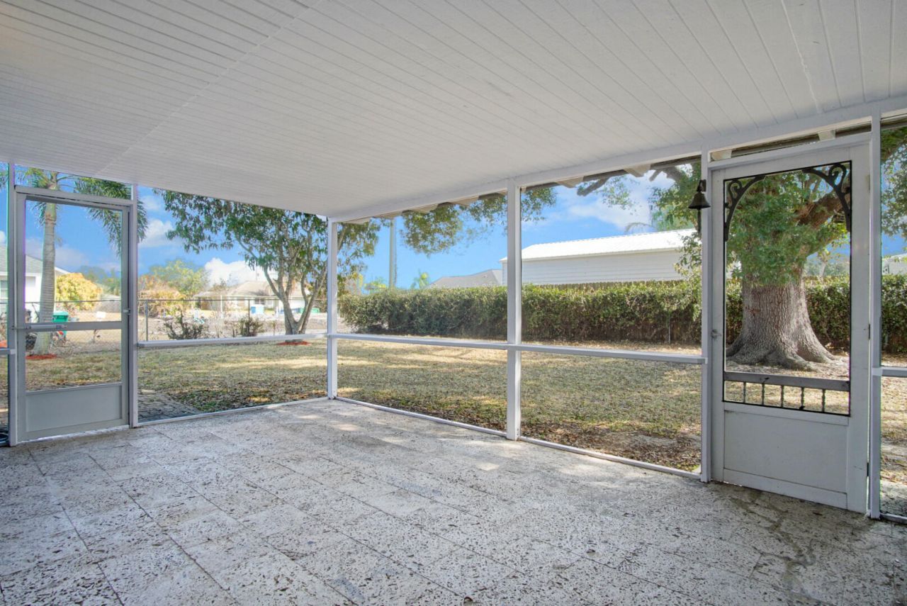 211 SW North Wakefield Circle, Port Saint Lucie, FL 34953 Photo