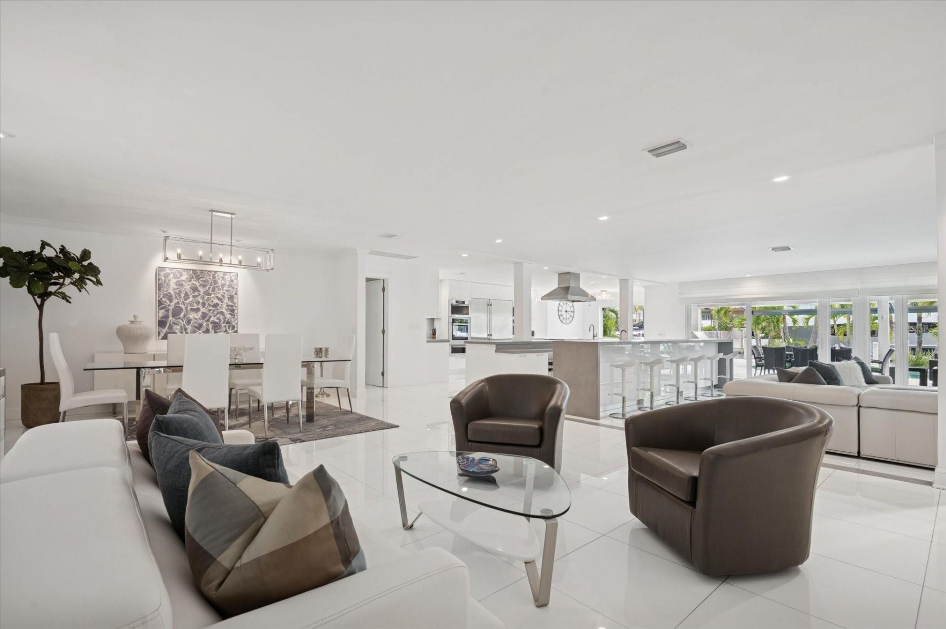 2540 Mercedes Drive, Fort Lauderdale, FL 33316 Photo