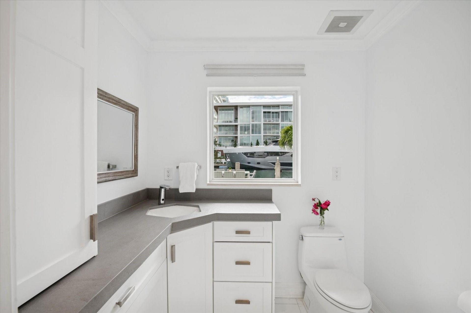 2540 Mercedes Drive, Fort Lauderdale, FL 33316 Photo