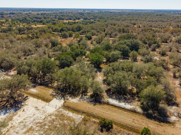 21486 NW 262nd Street, Okeechobee, FL 34972