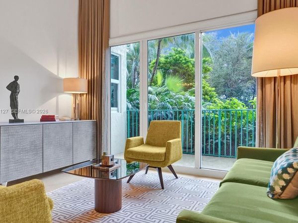 20000 E Country Club Dr, Unit 112, Aventura, FL 33180