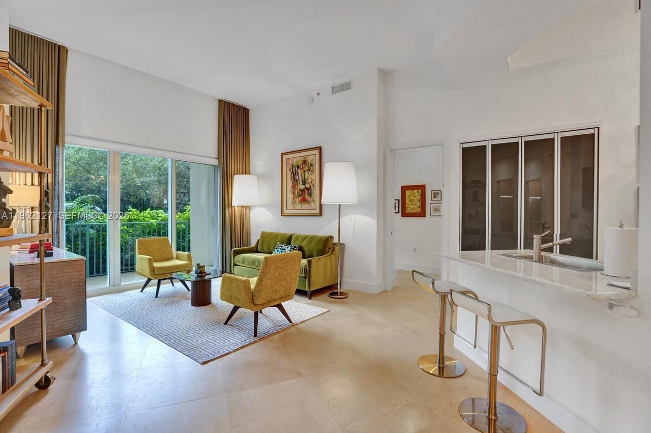 20000 E Country Club Dr, Unit 112, Aventura, FL 33180 Photo