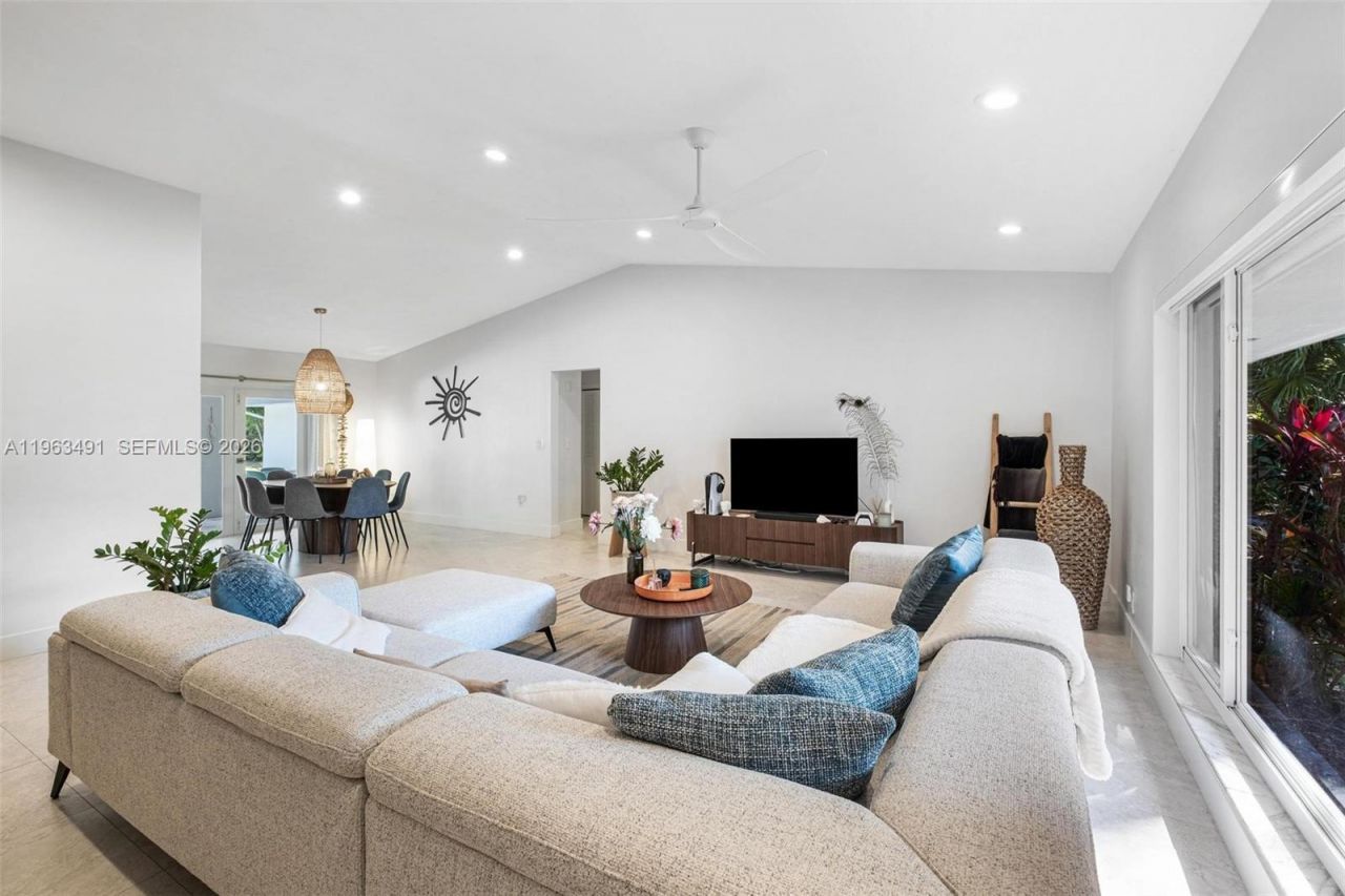 7231 SW 174th St , Palmetto Bay, FL 33157 Photo