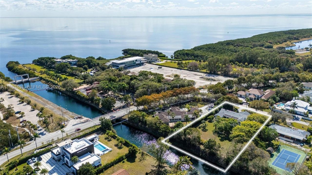 7231 SW 174th St , Palmetto Bay, FL 33157 Photo