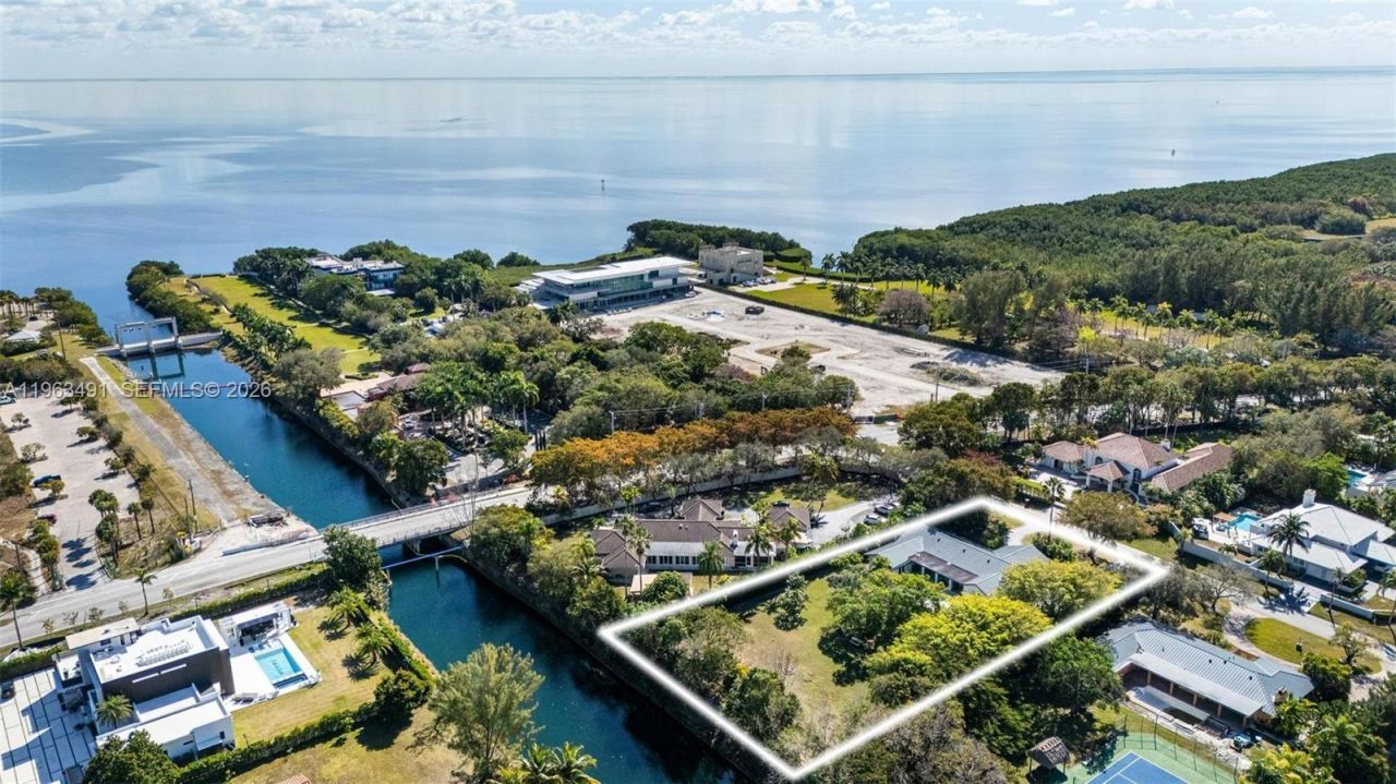 7231 SW 174th St , Palmetto Bay, FL 33157 Photo