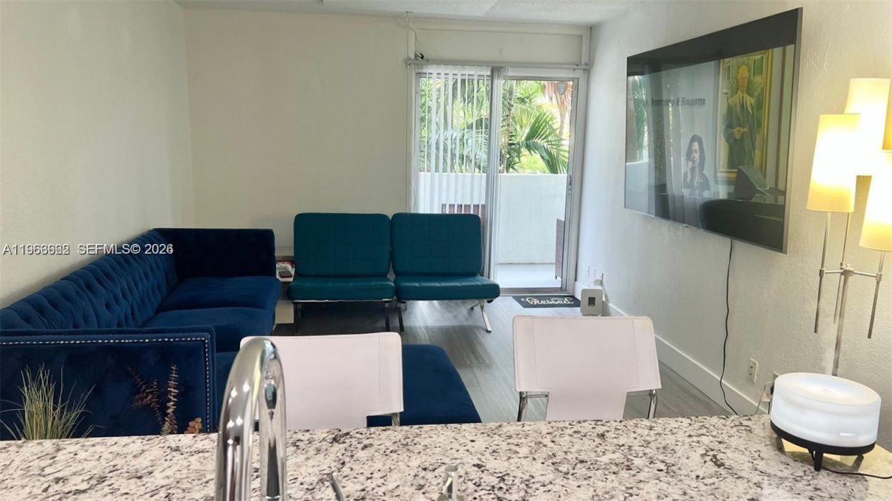 801 NW 47th Ave, Unit 218W, Miami, FL 33126 Photo