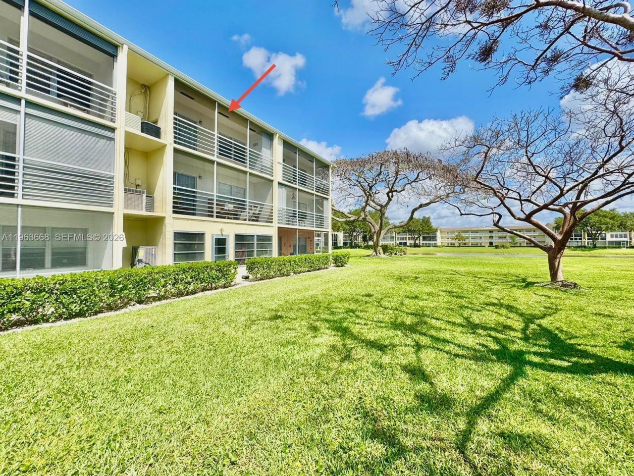 82 Dorset B, Unit 82 dorset, Boca Raton, FL 33434 Photo