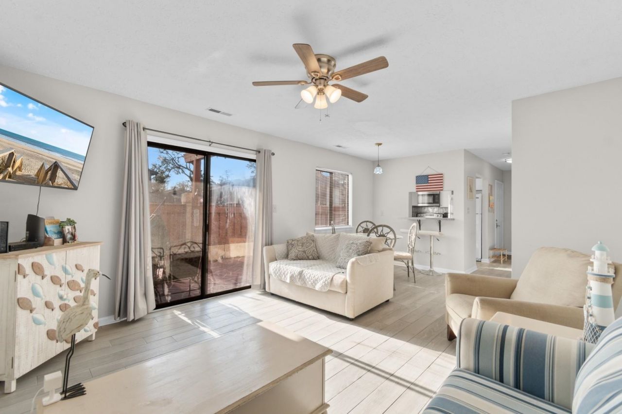 619 14th Ave. S Photo 12