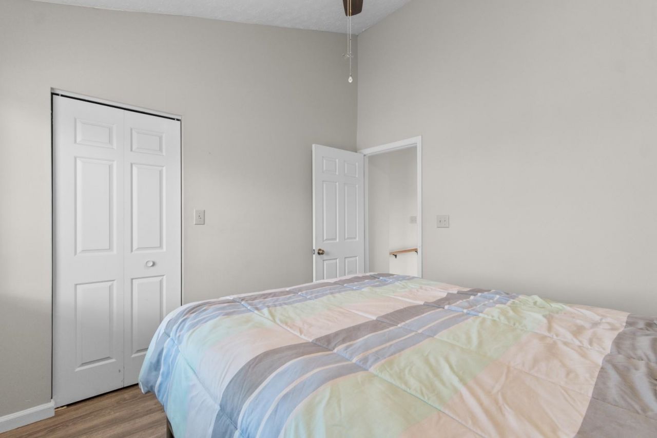 619 14th Ave. S Photo 19