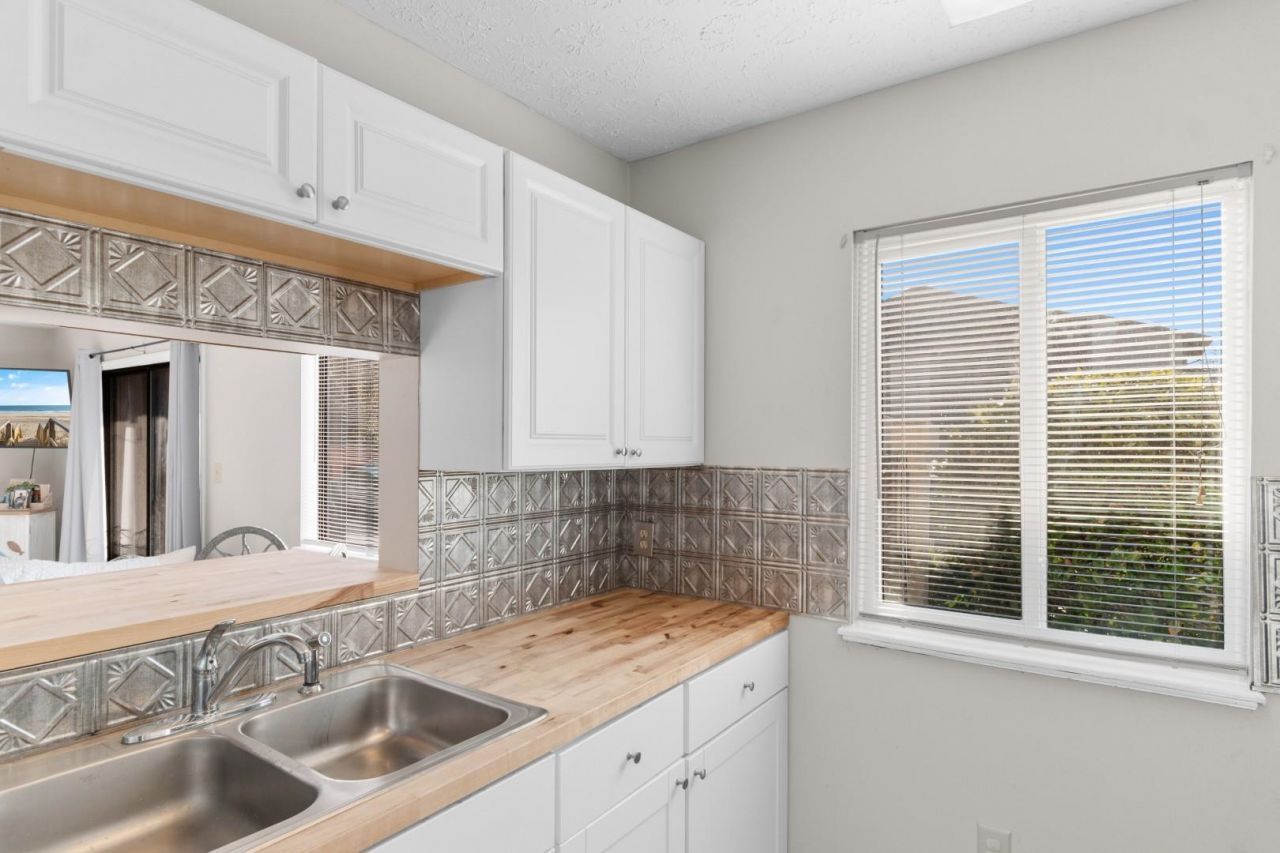 619 14th Ave. S Photo 4