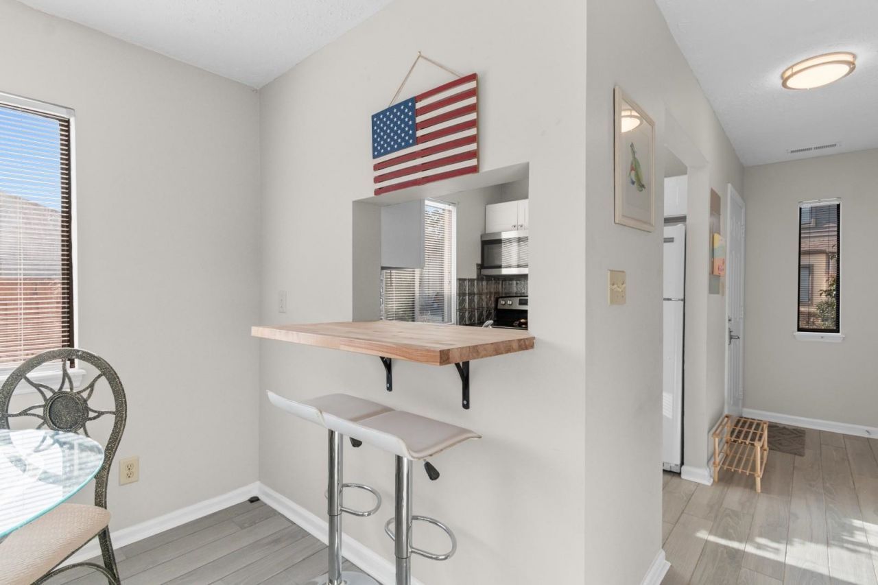 619 14th Ave. S Photo 8