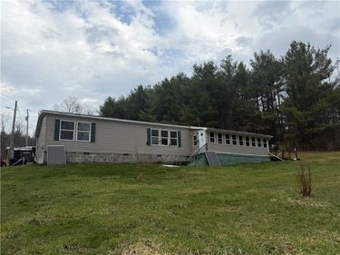6930 County Route 18, Savona, NY 14879