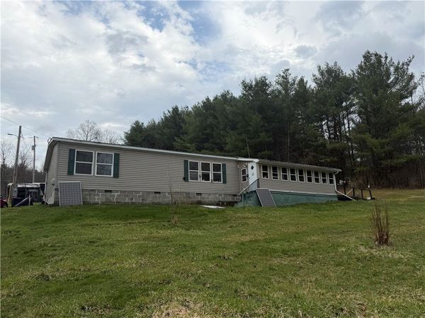 6930 County Route 18, Savona, NY 14879