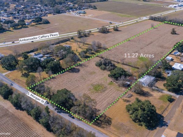 1000 S Blk Morgan Avenue , Broussard, LA 70518