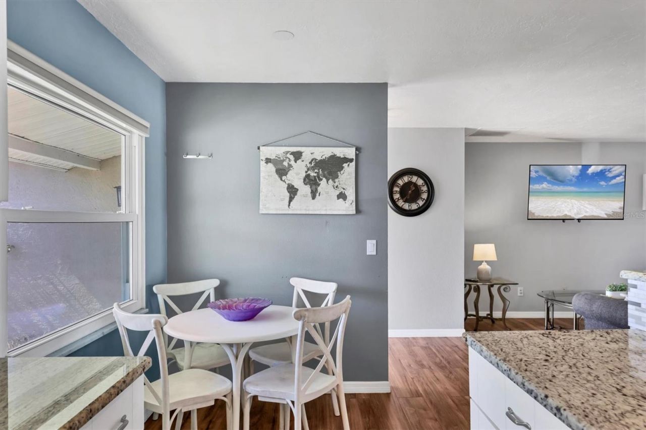 3425 Fairview Drive, Sarasota, FL 34239 Photo