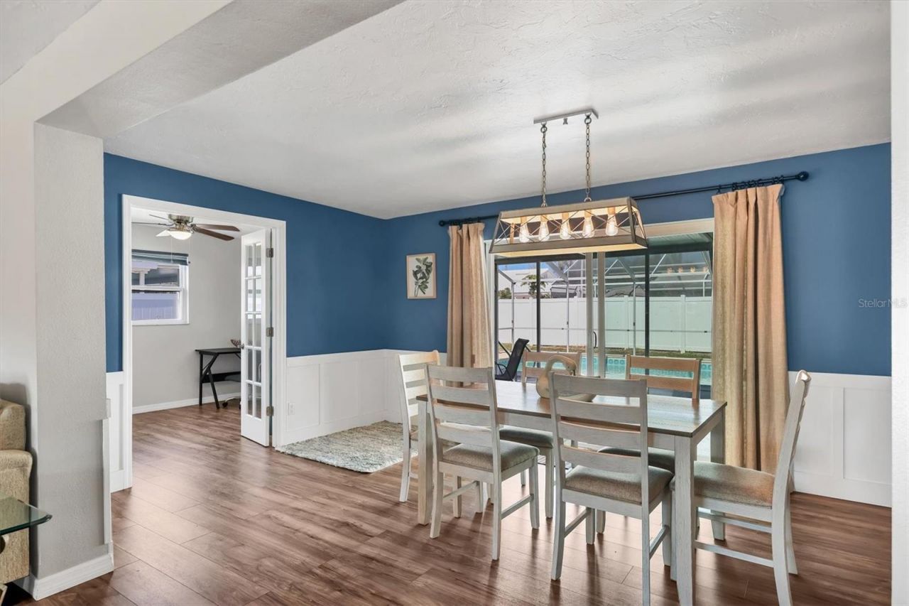 3425 Fairview Drive, Sarasota, FL 34239 Photo