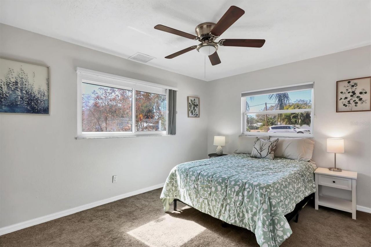 3425 Fairview Drive, Sarasota, FL 34239 Photo