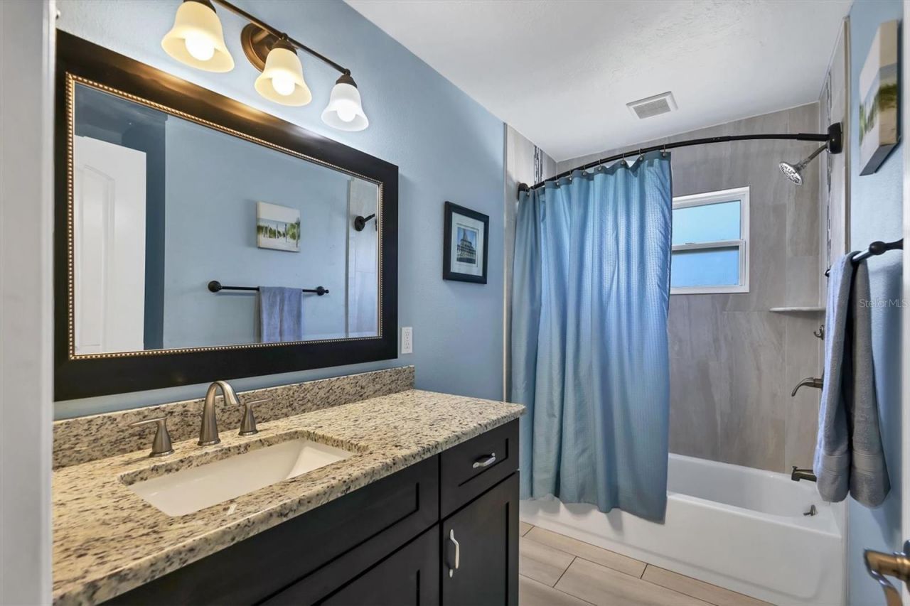 3425 Fairview Drive, Sarasota, FL 34239 Photo