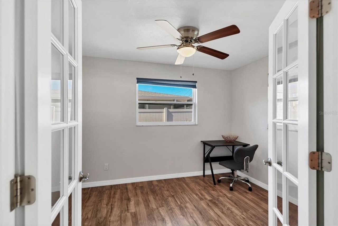 3425 Fairview Drive, Sarasota, FL 34239 Photo