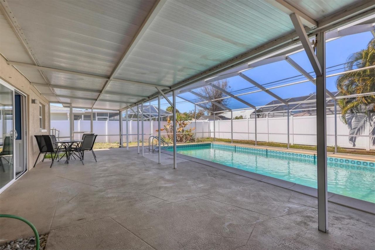 3425 Fairview Drive, Sarasota, FL 34239 Photo