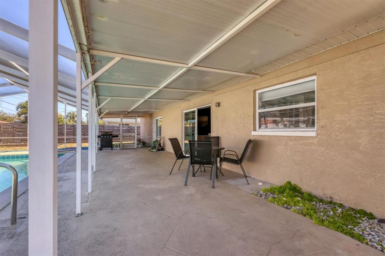 3425 Fairview Drive, Sarasota, FL 34239 Photo