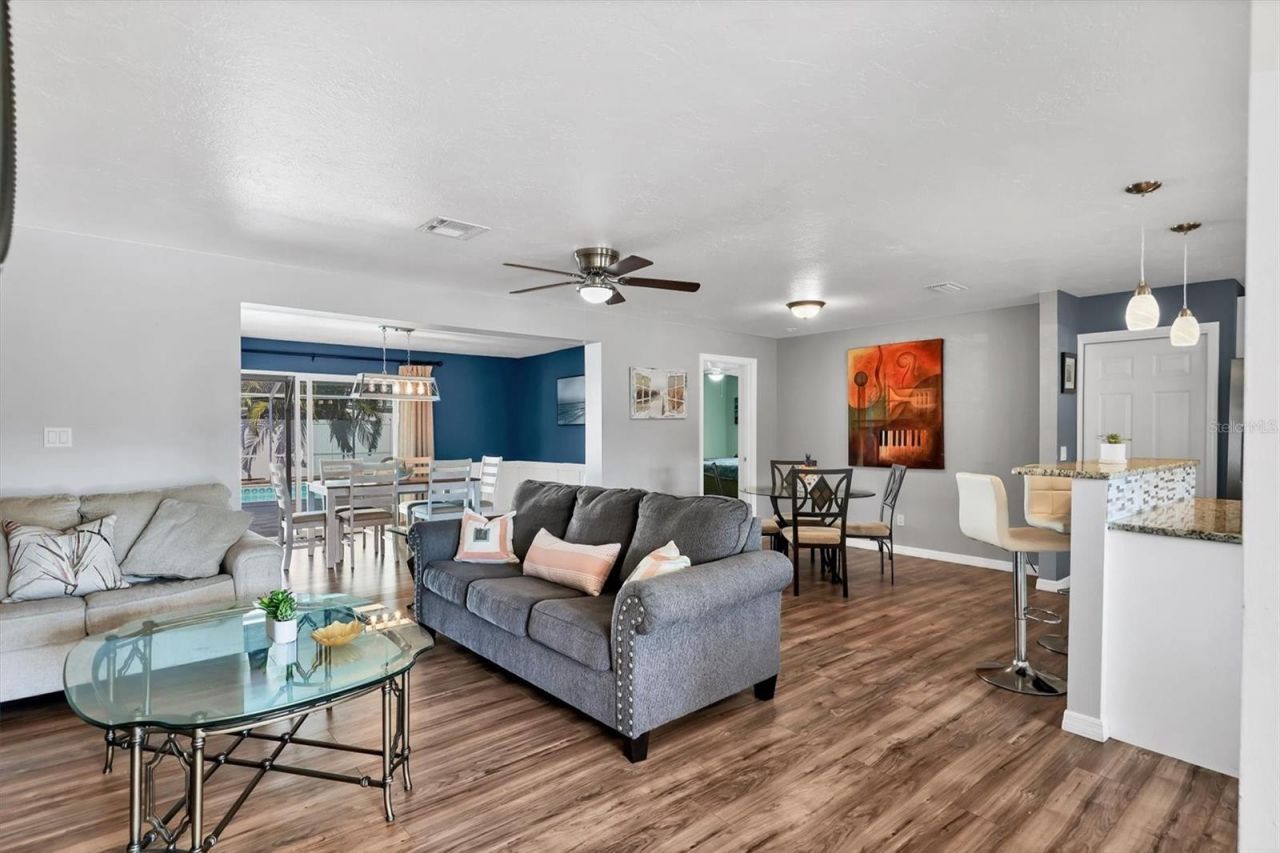 3425 Fairview Drive, Sarasota, FL 34239 Photo