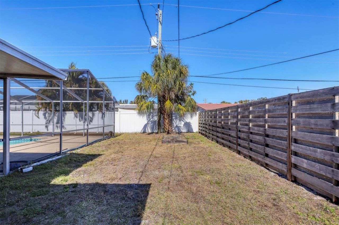 3425 Fairview Drive, Sarasota, FL 34239 Photo
