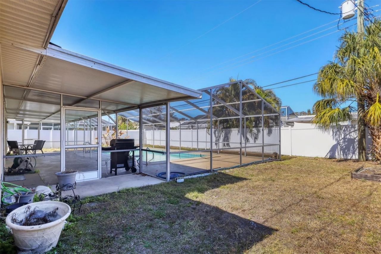 3425 Fairview Drive, Sarasota, FL 34239 Photo
