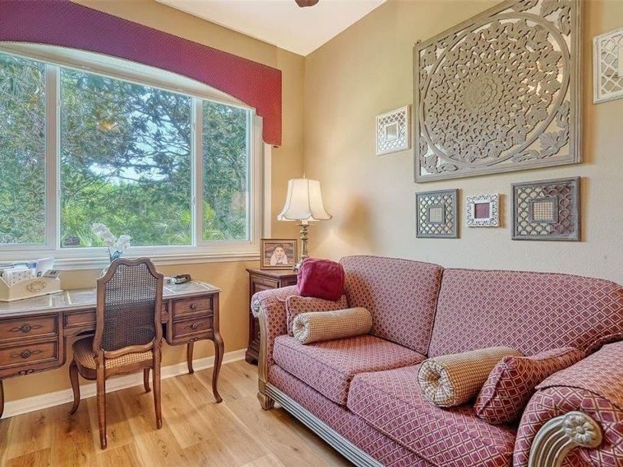 Property Image 37