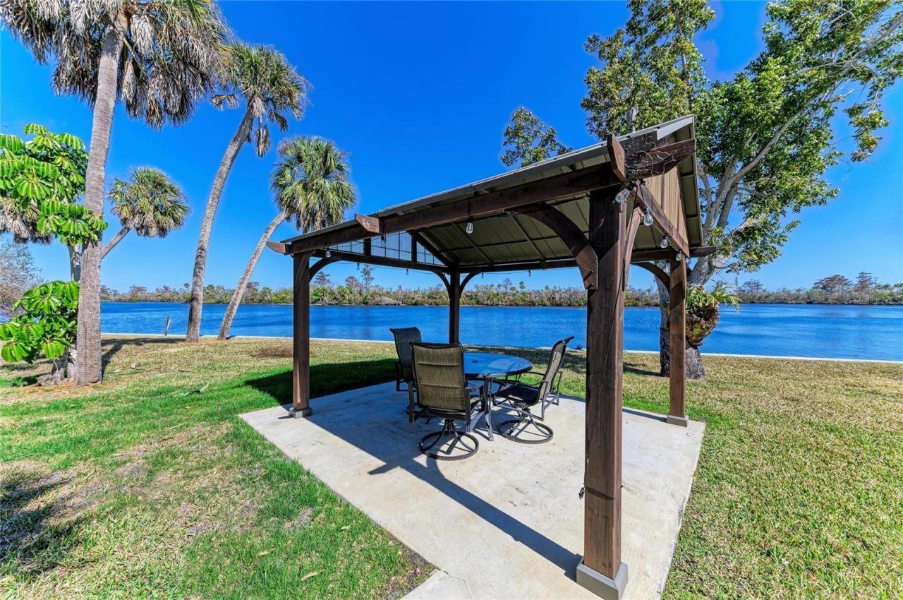 9610 SW Yacht Drive, Arcadia, FL 34269 Photo