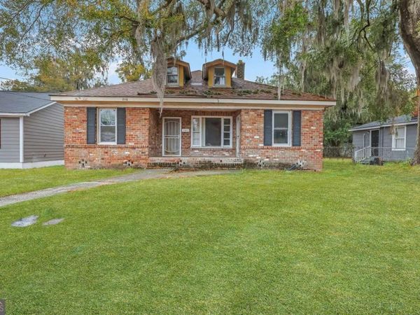 2118 E Gwinnett Street, Savannah, GA 31404