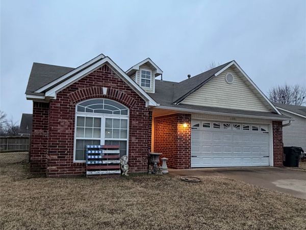 1001 W 22nd Street, Claremore, OK 74017