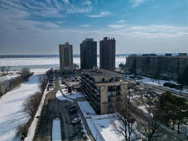 8300 E Jefferson Avenue, Unit 104, Detroit, MI 48209