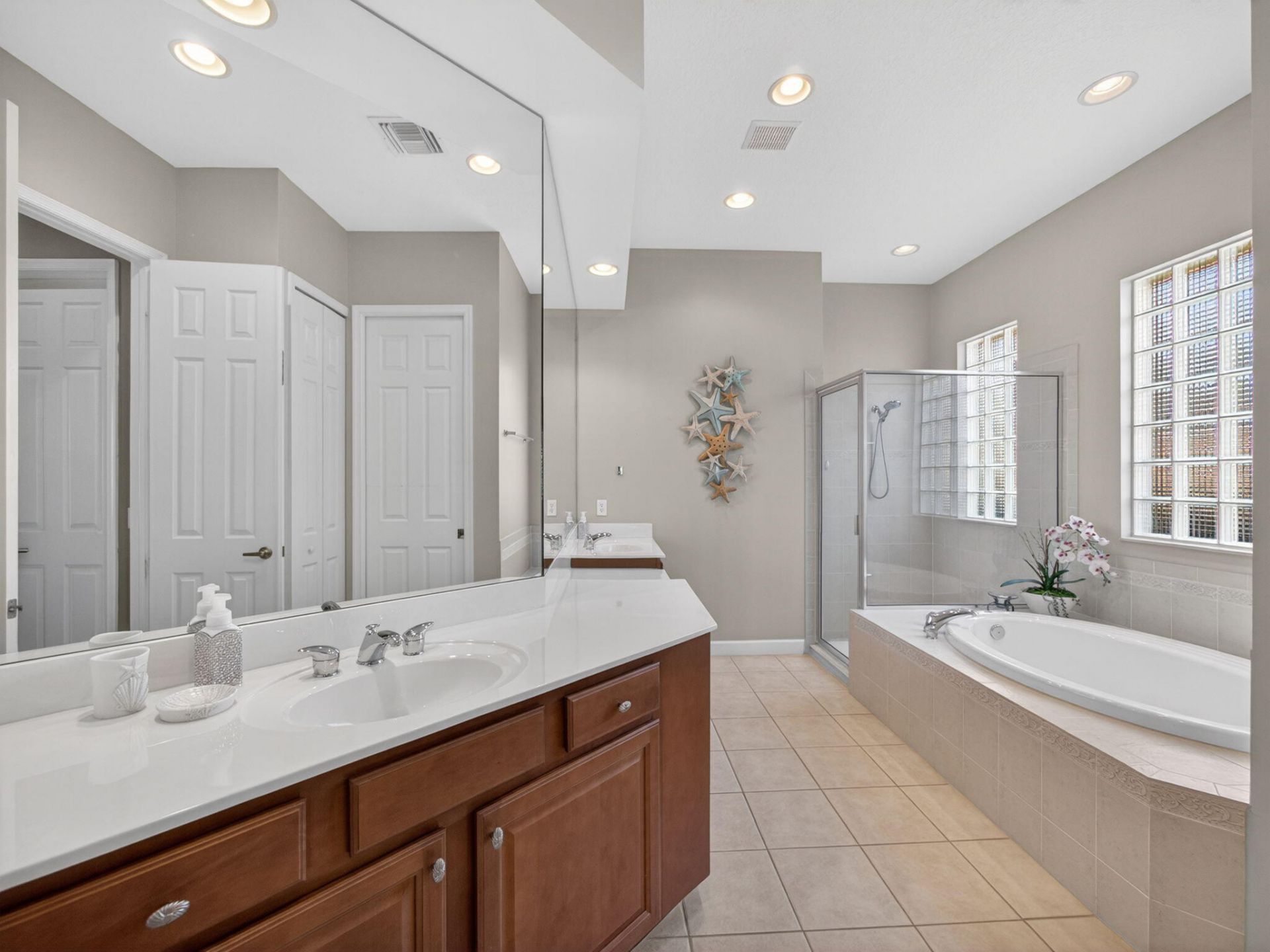 7050 Maidstone Drive, Port Saint Lucie, FL 34986 Photo