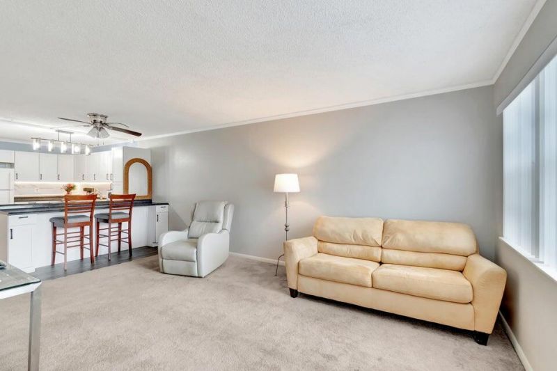 1516 S Lakeside Drive, Unit 307, Lake Worth Beach, FL 33460 Photo