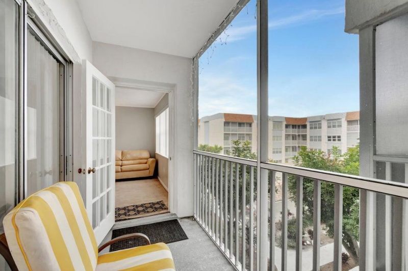 1516 S Lakeside Drive, Unit 307, Lake Worth Beach, FL 33460 Photo